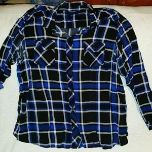 Torrid size 2 long sleeve buttom up